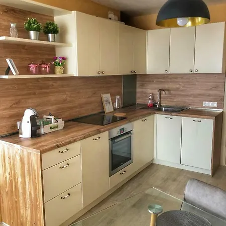 Dimargo Apartment