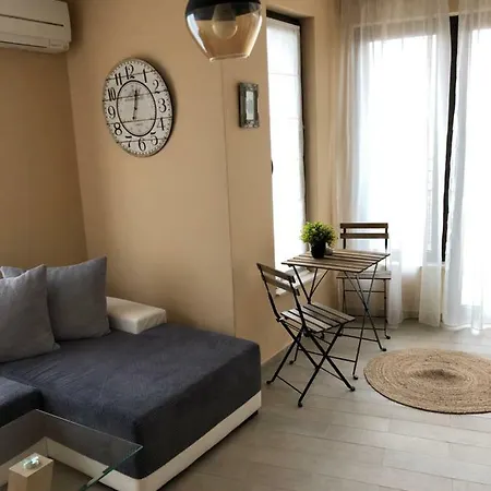 Apartment Dimargo *